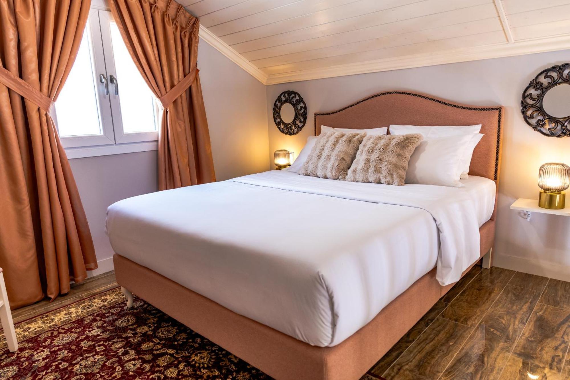 Nafsika Suites (Adults Only) Nea Moudania Exterior foto